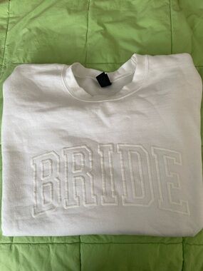 White 'BRIDE' Embroidered Crewneck Sweatshirt